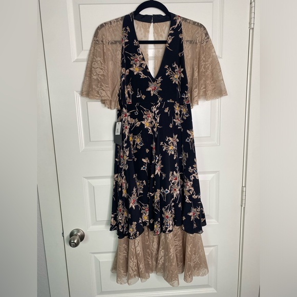 RARE NWT Anna Sui Lace Floral Multilayer Dress - Picture 2 of 7